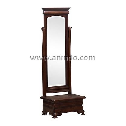 Michelle Standing Mirror