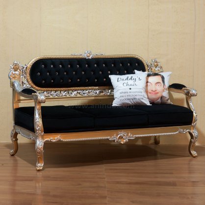 Nowela Sofa Carving